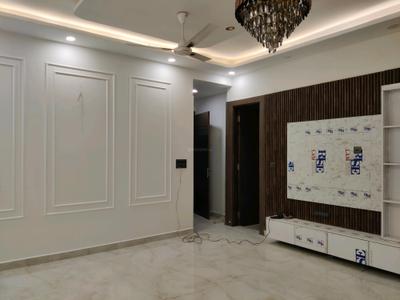 Living Room Image of 1300 Sq.ft 3 BHK Apartment / Flat for sale in Lal Kuan Ghaziabad for Rs. 5865000