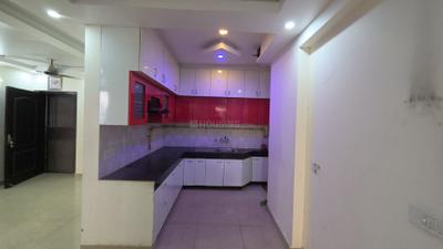 Kitchen Image of 1100 Sq.ft 3 BHK Apartment / Flat for rent in Aditya City Apartment Ghaziabad, Wave City Ghaziabad for Rs. 18000