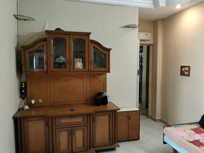 Living Room Image of 990 Sq.ft 2 BHK Apartment / Flat for rent in Bodakdev Ahmedabad for Rs. 28000