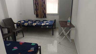 Bedroom Image of 350 Sq.ft 1 RK Independent House for rent in Gokhalenagar Pune for Rs. 16000