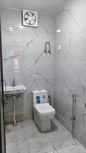 Bathroom Image of 600 Sq.ft 1 BHK Builder Floor for rent in Partik Panchsheel Vihar, Khirki Extension New Delhi for Rs. 17000