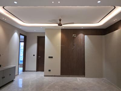 Living Room Image of 1800 Sq.ft 3 BHK Builder Floor for sale in Paschim Vihar New Delhi for Rs. 40000000