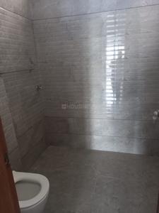 Bathroom Image of 1990 Sq.ft 4 BHK Apartment / Flat for rent in Wave Gardens, Sector 85 Sahibzada Ajit Singh Nagar for Rs. 40000