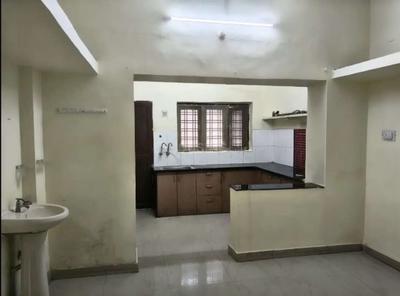 Kitchen Image of 1250 Sq.ft 2 BHK Builder Floor for rent in Arera Colony Bhopal for Rs. 18000