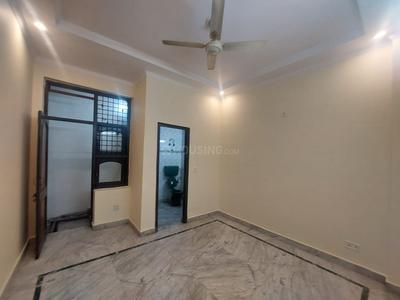 Bedroom Image of 855 Sq.ft 2 BHK Builder Floor for sale in Model Town New Delhi for Rs. 12500000
