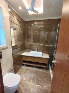 Bathroom Image of 4500 Sq.ft 4 BHK Builder Floor for rent in Safdarjung Development Area New Delhi for Rs. 400000