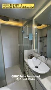 Bathroom Image of 2750 Sq.ft 6 BHK Builder Floor for sale in Kolshet Thane for Rs. 60000000
