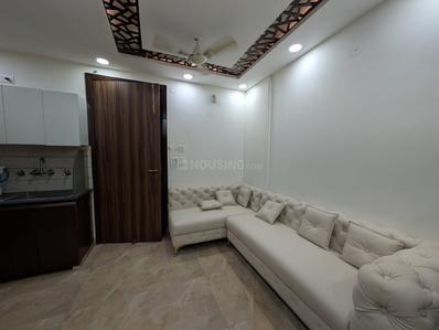 Living Room Image of 900 Sq.ft 2 BHK Builder Floor for rent in Rajouri Garden New Delhi for Rs. 31000