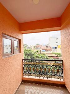 Balcony Image of 1600 Sq.ft 2 BHK Apartment / Flat for rent in S.G. Palya Bengaluru for Rs. 55000