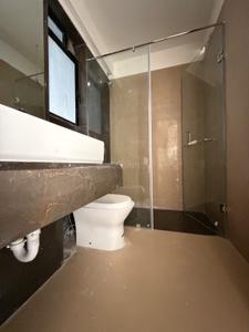 Image of 2000 Sq.ft 4 BHK Apartment / Flat for sale in Kalpataru Magnus, Bandra East, Mumbai for Rs. 105000000
