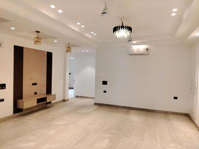HUDA Plot Sector 42 Living Room 3