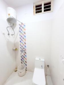 Bathroom Image of 1440 Sq.ft 3 BHK Independent House for rent in Hiran Magri Udaipur for Rs. 20000
