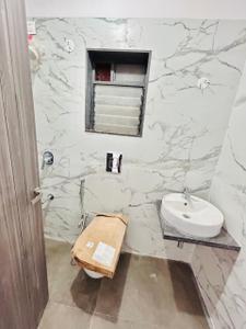 Bathroom Image of 770 Sq.ft 2 BHK Apartment / Flat for sale in Borivali West Mumbai for Rs. 19500000