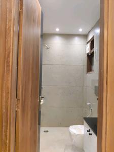Common Bathroom Image of 1050 Sq.ft 2 BHK Apartment / Flat for sale in Lal Kuan Ghaziabad for Rs. 4665000