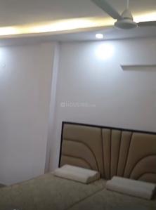 Bedroom Image of 450 Sq.ft 1 BHK Apartment / Flat for rent in Lajpat Nagar New Delhi for Rs. 40000