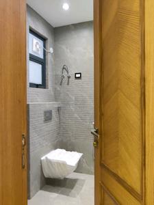Common Bathroom Image of 1450 Sq.ft 3 BHK Builder Floor for sale in Indirapuram Ghaziabad for Rs. 19200000