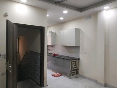 Living Room Image of 450 Sq.ft 1 BHK Builder Floor for rent in Shalimar Bagh New Delhi for Rs. 15000