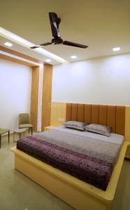 Bedroom Image of 5000 Sq.ft 4 BHK Independent House for sale in Govind Vihar Dehradun for Rs. 40000000