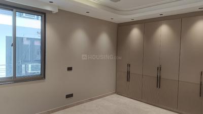 Bedroom Image of 1650 Sq.ft 3 BHK Builder Floor for rent in Uday Park New Delhi for Rs. 200000