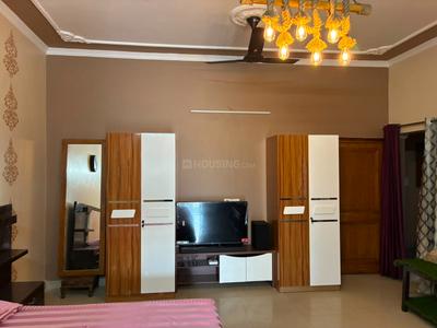 Bedroom Image of 2500 Sq.ft 2 BHK Builder Floor for rent in Shakti Colony Dehradun for Rs. 37500