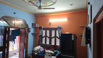 Living Room Image of 895 Sq.ft 4 BHK Independent House for sale in Agarpara Kolkata for Rs. 4485000