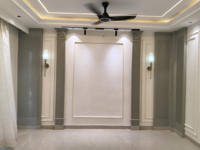 Living Room Image of 2100 Sq.ft 3 BHK Apartment / Flat for sale in Central Park Aqua Front Towers, Sector 33 Sohna for Rs. 25000000