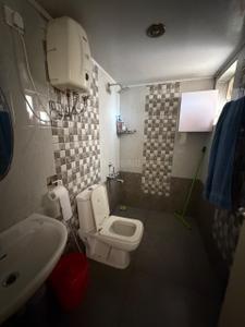Bathroom Image of 1181 Sq.ft 2 BHK Apartment / Flat for sale in Desai DD Diamond Valley, Kakkanad Kochi for Rs. 7500000