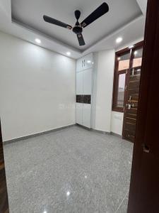 Bedroom Image of 600 Sq.ft 2 BHK Builder Floor for rent in Guru Ji Builders And Developers 1, Dwarka Mor New Delhi for Rs. 15500