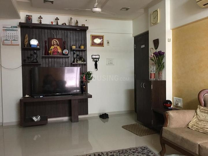 Kalina, Santacruz East Hall 1
