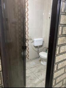 Bathroom Image of 600 Sq.ft 2 BHK Builder Floor for sale in Dilshad Garden New Delhi for Rs. 6600000