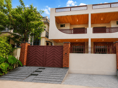 Building Image of 2000 Sq.ft 3 BHK Independent House for sale in Sahastradhara Road Dehradun for Rs. 23000000