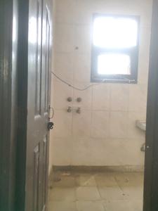Common Bathroom Image of 1377 Sq.ft 3 BHK Builder Floor for rent in Sector 49 Faridabad for Rs. 25000