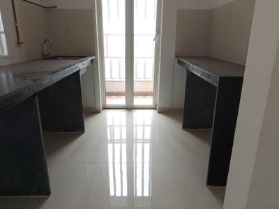 Kitchen Image of 1000 Sq.ft 2 BHK Apartment / Flat for rent in Runwal The Central Park, Chinchwad Pune for Rs. 33300