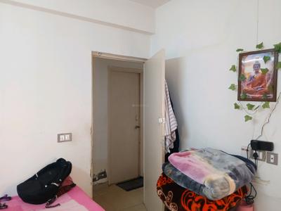 Bedroom Image of 645 Sq.ft 3 BHK Apartment / Flat for sale in ROF Aalayas Phase 2, Sector 102 Gurgaon for Rs. 9200000