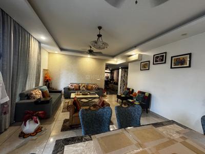 Hall Image of 2700 Sq.ft 3 BHK Apartment / Flat for sale in Central Park Resorts, Sector 48 Gurgaon for Rs. 75000000