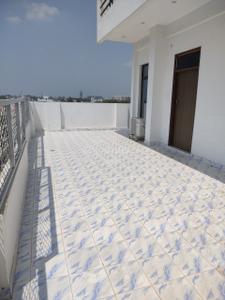 Balcony Image of 1600 Sq.ft 2 BHK Apartment / Flat for rent in Chinhat Lucknow for Rs. 28000