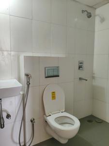Common Bathroom Image of 580 Sq.ft 1 BHK Apartment / Flat for rent in Godrej Nirvaan, Bhiwandi Thane for Rs. 12000
