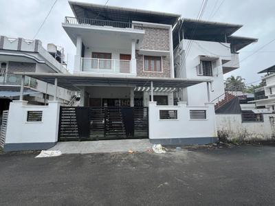 Image of 1850 Sq.ft 5 BHK Independent House for sale in Vennala, Kochi for Rs. 11999995