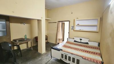 Hall Image of 450 Sq.ft 2 BHK Independent House for rent in Aliganj Lucknow for Rs. 8000