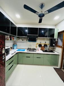 Kitchen Image of 2150 Sq.ft 3 BHK Apartment / Flat for rent in Addor Cloud 9, Ambawadi Ahmedabad for Rs. 58000