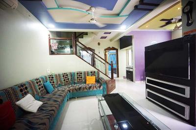 Hall Image of 2250 Sq.ft 4 BHK Independent House for sale in Thaltej Ahmedabad for Rs. 44900000