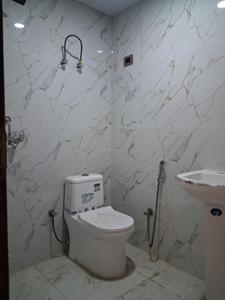 Common Bathroom Image of 1050 Sq.ft 2 BHK Apartment / Flat for sale in Sector 73 Noida for Rs. 3800000