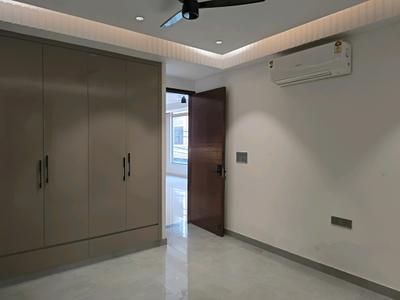 Bedroom Image of 1850 Sq.ft 4 BHK Builder Floor for sale in Kaushambi Ghaziabad for Rs. 23500000