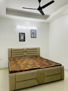 Bedroom Image of 900 Sq.ft 2 BHK Builder Floor for rent in Saket New Delhi for Rs. 28500