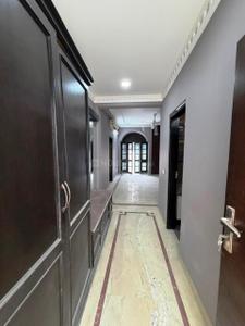 Image of 4500 Sq.ft 7 BHK Independent House for rent in New Friends Colony, New Delhi for Rs. 800000