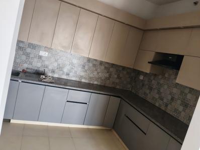 Kitchen Image of 1700 Sq.ft 3 BHK Apartment / Flat for rent in Purvanchal Royal City Phase 2, Chi V Greater Noida for Rs. 35000