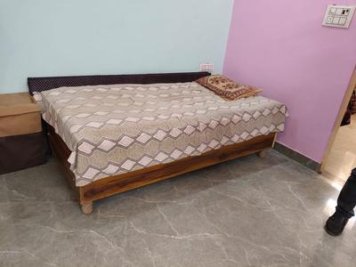 Bedroom Image of 1400 Sq.ft 2.5 BHK Apartment / Flat for sale in Vasundhara Ghaziabad for Rs. 14000000