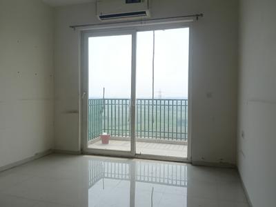 Hall Image of 1955 Sq.ft 3 BHK Apartment / Flat for rent in Sunworld Arista, Sector 168 Noida for Rs. 47000