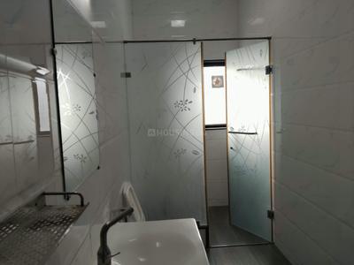 Bathroom Image of 1400 Sq.ft 3 BHK Villa for rent in Sunpharma Road Vadodara for Rs. 40000