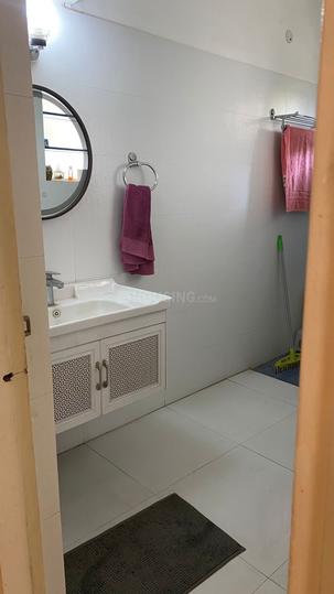 Greater Kailash II, Greater Kailash Bathroom 1